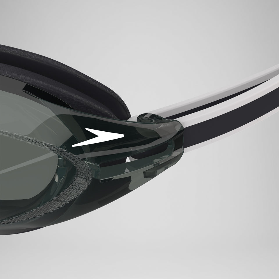 Speedo Adult Vanquisher 3.0 Goggles Black/Smoke